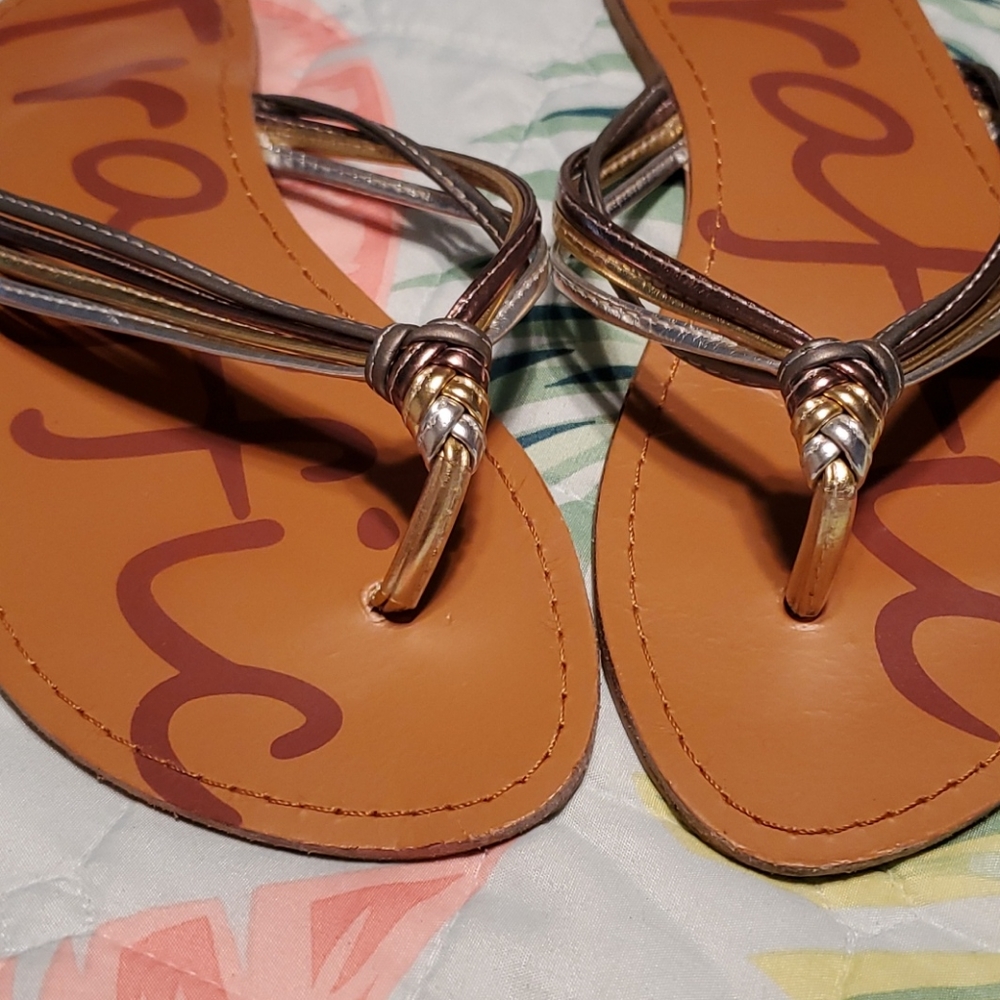 Sandals - Picture 10 of 13